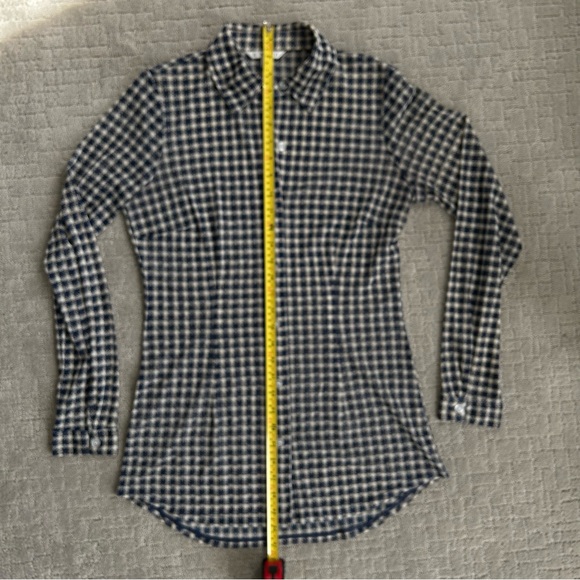 CAbi navy & off white checked blouse, size small. Somewhat sheer. EUC - Picture 8 of 11